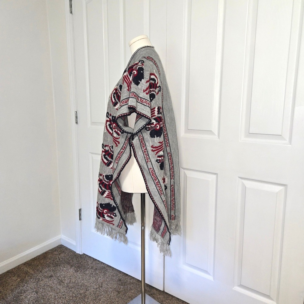 Unbranded Cuauhtemoc Aztec Poncho Unisex OS Grey Red Navy Knit Fringe Wrap - Picture 2 of 5